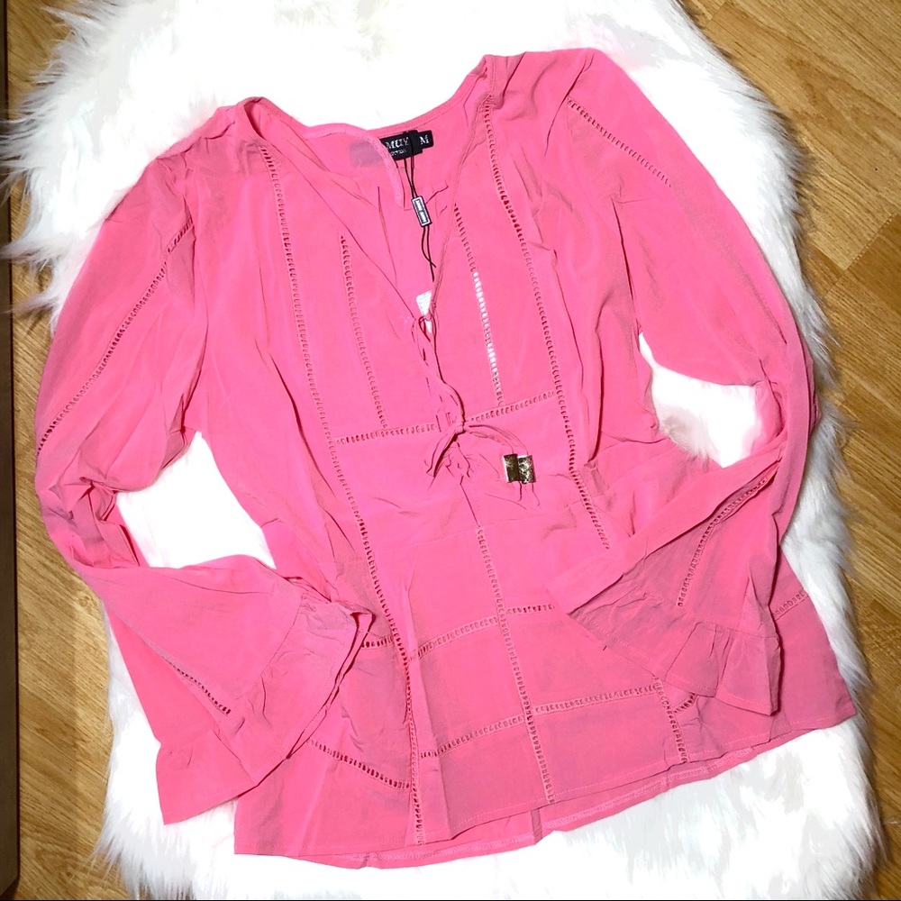 🌷Last 1🌷Beautiful pink bell sleeve tunic blouse